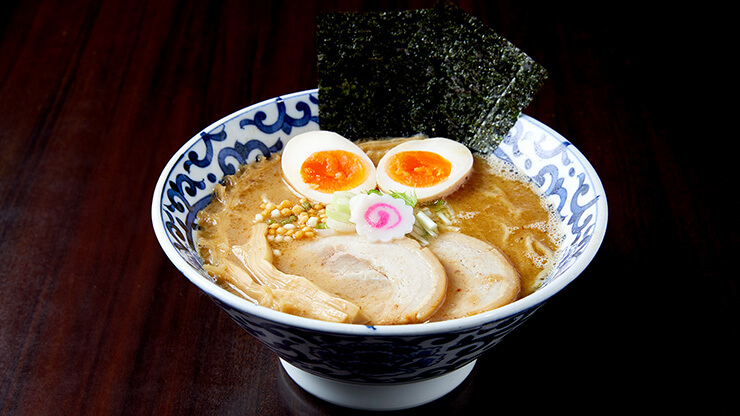 Seafood tonkotsu ramen Tokyoeki Ikaruga