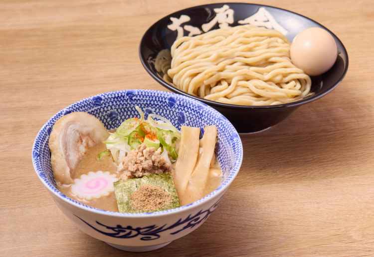 六厘舎